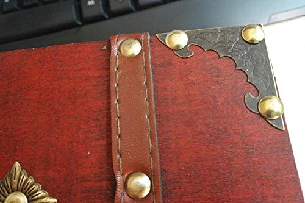 Drewniana skrzynia skarbów z zamkiem, ręcznie robione pudełko do przechowywania w stylu vintage, organizer na biżuterię w stylu antycznym, ozdobne pudełko na drobiazgi