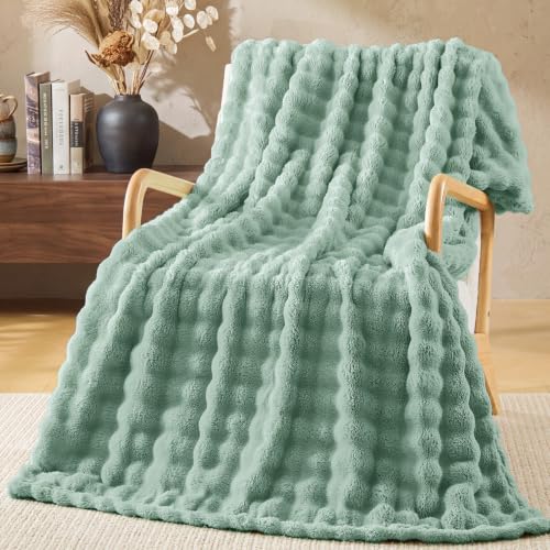 Image of BEDELITE Sage Green 3D Fleece Bubble Twin Blanket for Bed, 60x80 Inches | Fluffy Throw Blanket for Couch Sofa Dorm Room Decor, Luxury Soft Warm Cozy Plush Fuzzy blankets Gift for Women, College Girls