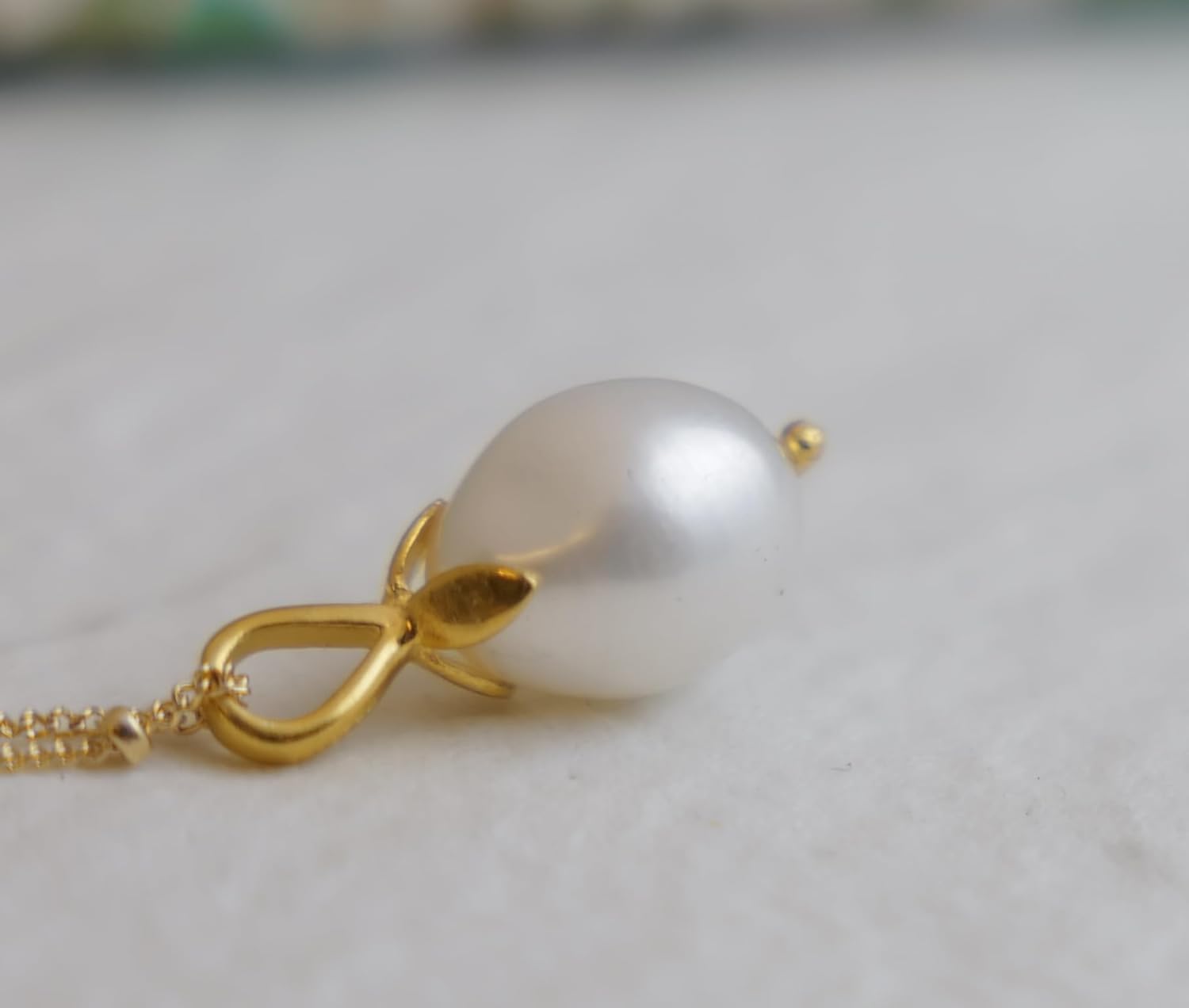 Cultured Freshwater Pearl Necklace 9-11mm - Gold Filled 18 Inch Chain with 925 3 Micron Gold Plated Sterling Silver Pendant – Handmade Dainty Pearl Fine Jewelry for Women – June Birthstone, Bridal Wedding Necklace, Birthday Gift for Women - Image 5