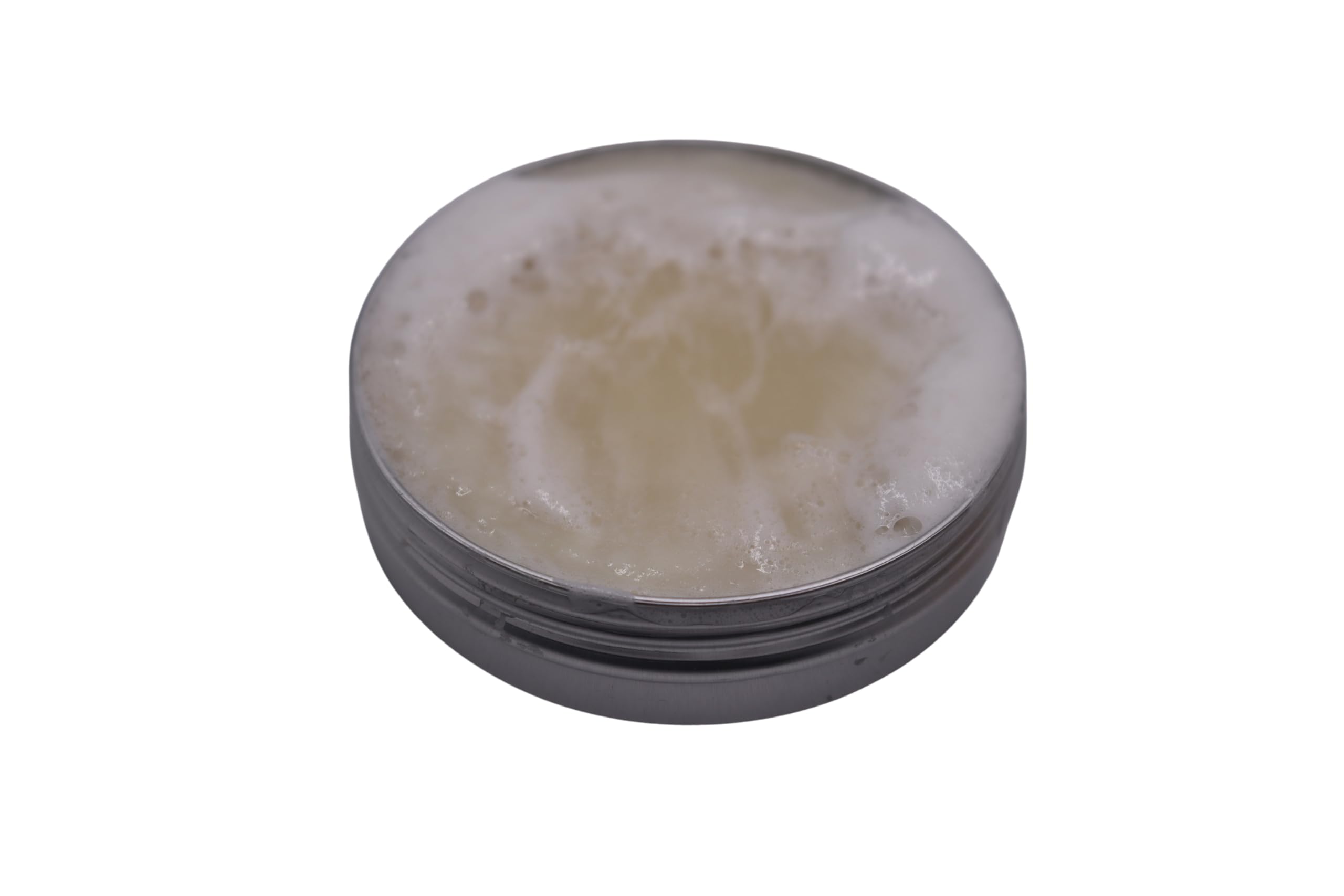 Sapone da barba 50% karité e baobab, con olio essenziale di lavanda (100 gr). Prodotto artigianale ottenuto da impasto a freddo. Cremoso e idratante. Tagliato a mano.