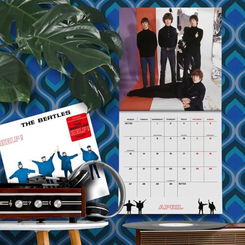 THE BEATLES 2026 COLLECTOR’S EDITION RECORD SLEEVE CALENDAR Calendar – Wall Calendar, July 1, 2025 - Les Beatles, Paul McCartney, John Lennon, RIngo Starr, George Harrison THE BEATLES 2026 COLLECTOR'S EDITION RECORD SLEEVE CALENDAR Calendar – Wall Calendar, July 1, 2025 – Image 8
