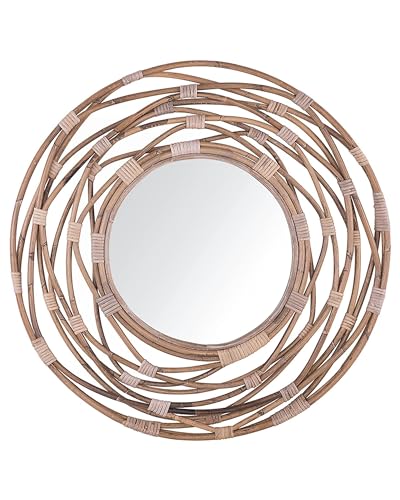 Realizzato in materiali resistenti: rattan e legno sintetico