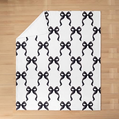 Couverture flanelle blanche noire jeté de lit design féerique