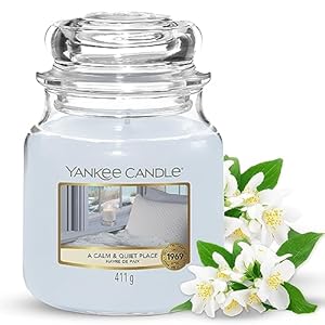 Yankee Candle Duftkerze | A Calm & Quiet Place | Brenndauer bis zu 75 Stunden, Mittelgroße im Glas