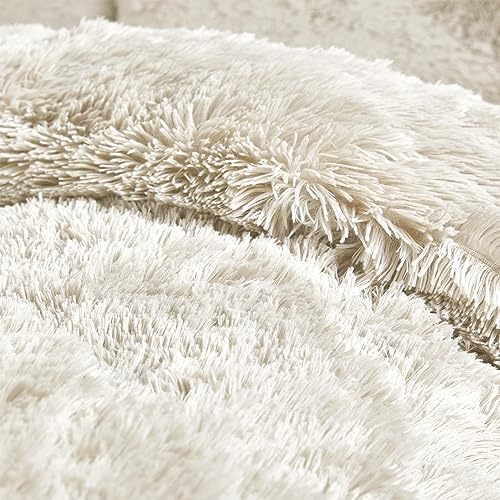 Catherine Lansfield Cuddly Deep Pile Faux Fur Super King Duvet Cover Set with Pillowcases Cream - Image 3