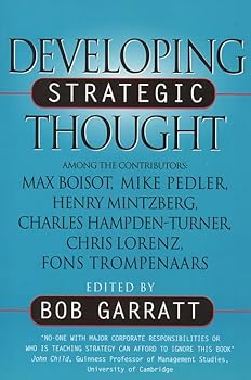 Paperback Developing Strategic Thought: Rediscovering the Art of Direction-giving Book