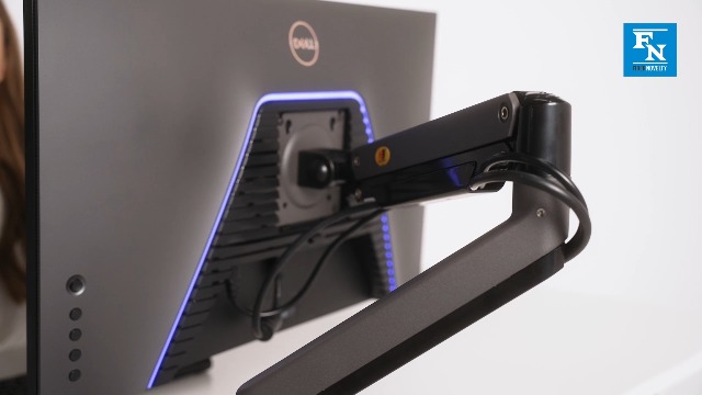 Supporto Da Scrivania Per Due Monitor 22-32 Pollici – Molla A Gas, Carico Max 2x12 Kg, Regolazione 360° E Pivot, VESA 75/100 Mm