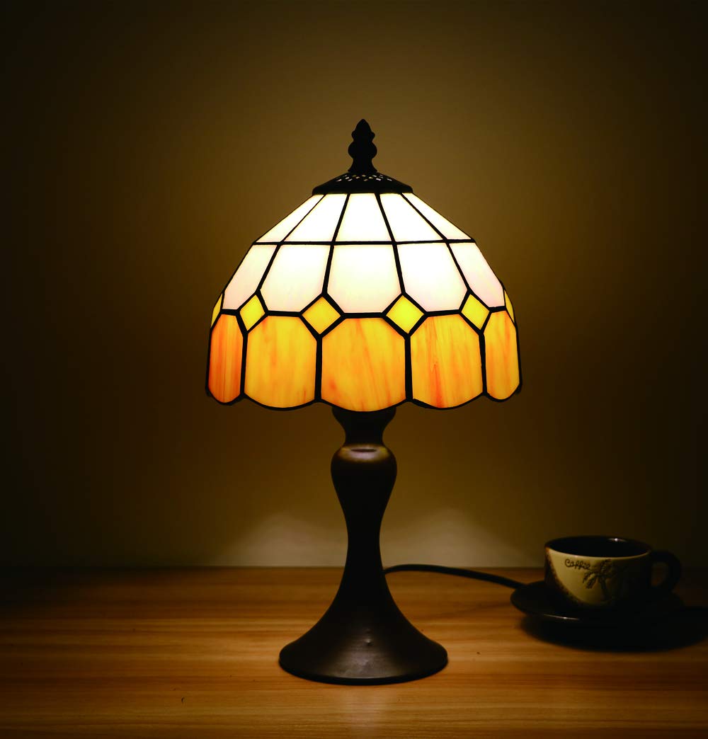 Lámparas de mesa Tiffany vintage 8 pulgadas, patrones de lámparas de vidrio manchado Hecho a mano Amarillo Mediterráneo Dormitorio Lámparas de noche Sala [Sin bombillas]