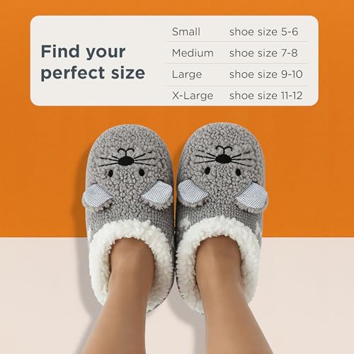 Image of Snoozies Barnyard Animal Slipper Socks for Women