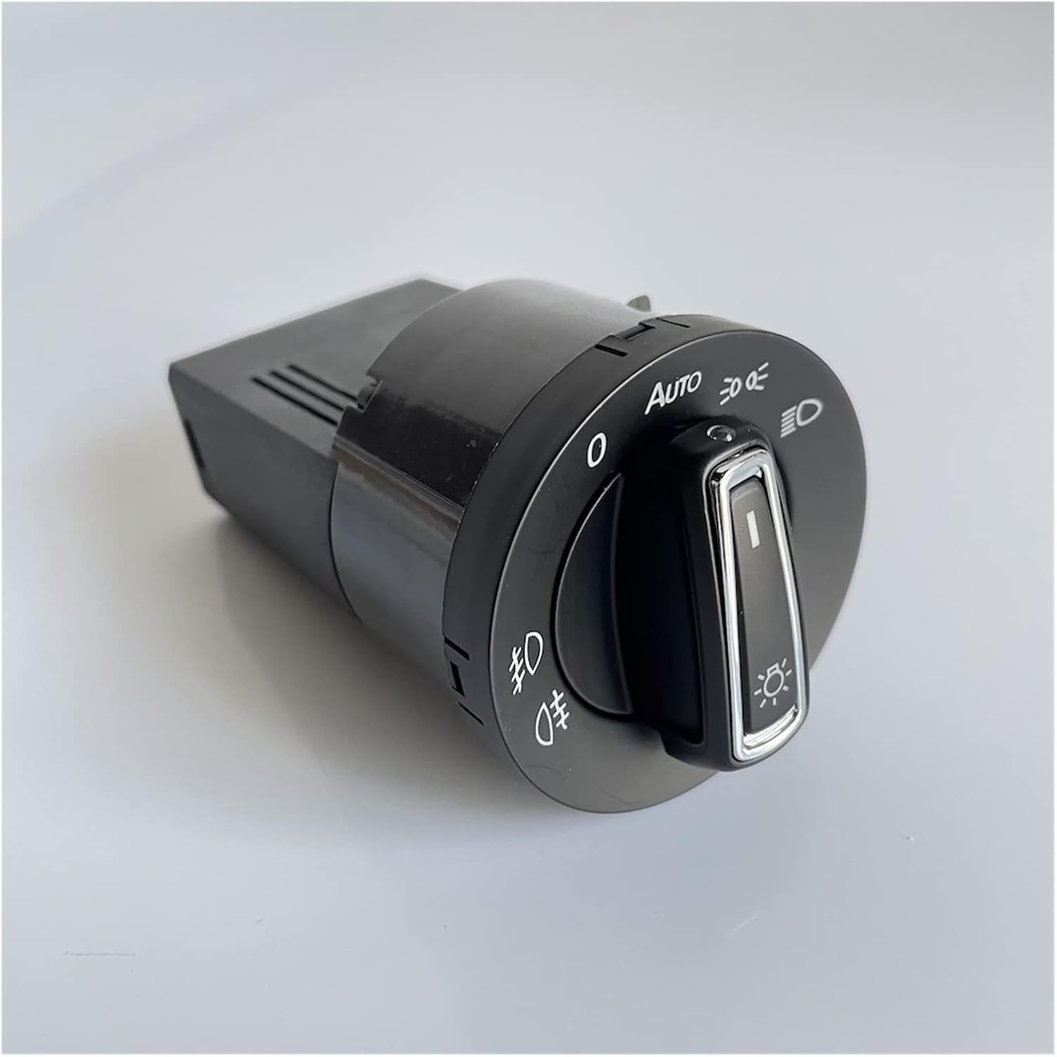 Amazon.co.jp VIPBT 内蔵オートライトセンサー ヘッドライトスイッチ VW Polo 9N 6R Golf 4 Jetta