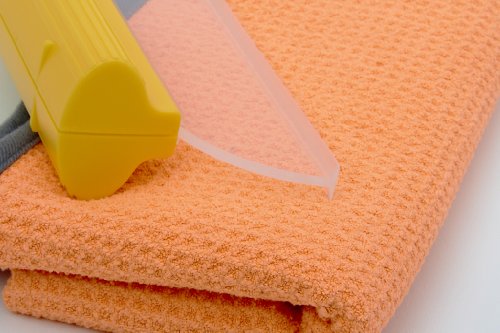 One Pass Classic 18" Waterblade Silicone T-Bar Squeegee Yellow with XL Micro Fiber Towel