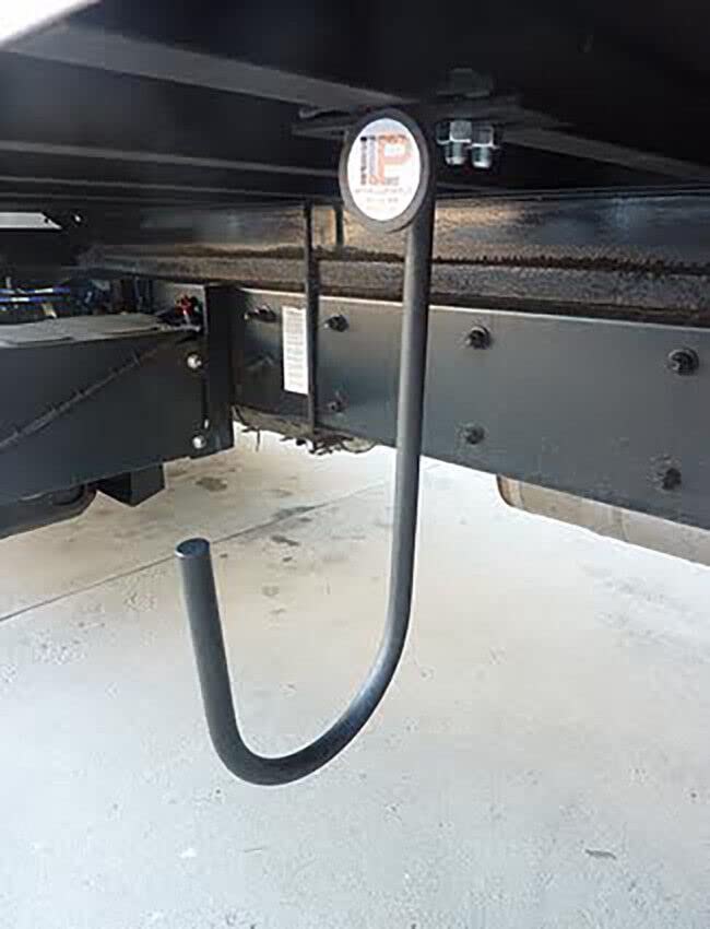 Set of 4 Semi Truck Heavy Duty Black Locking Snow Chain Holder Hangers