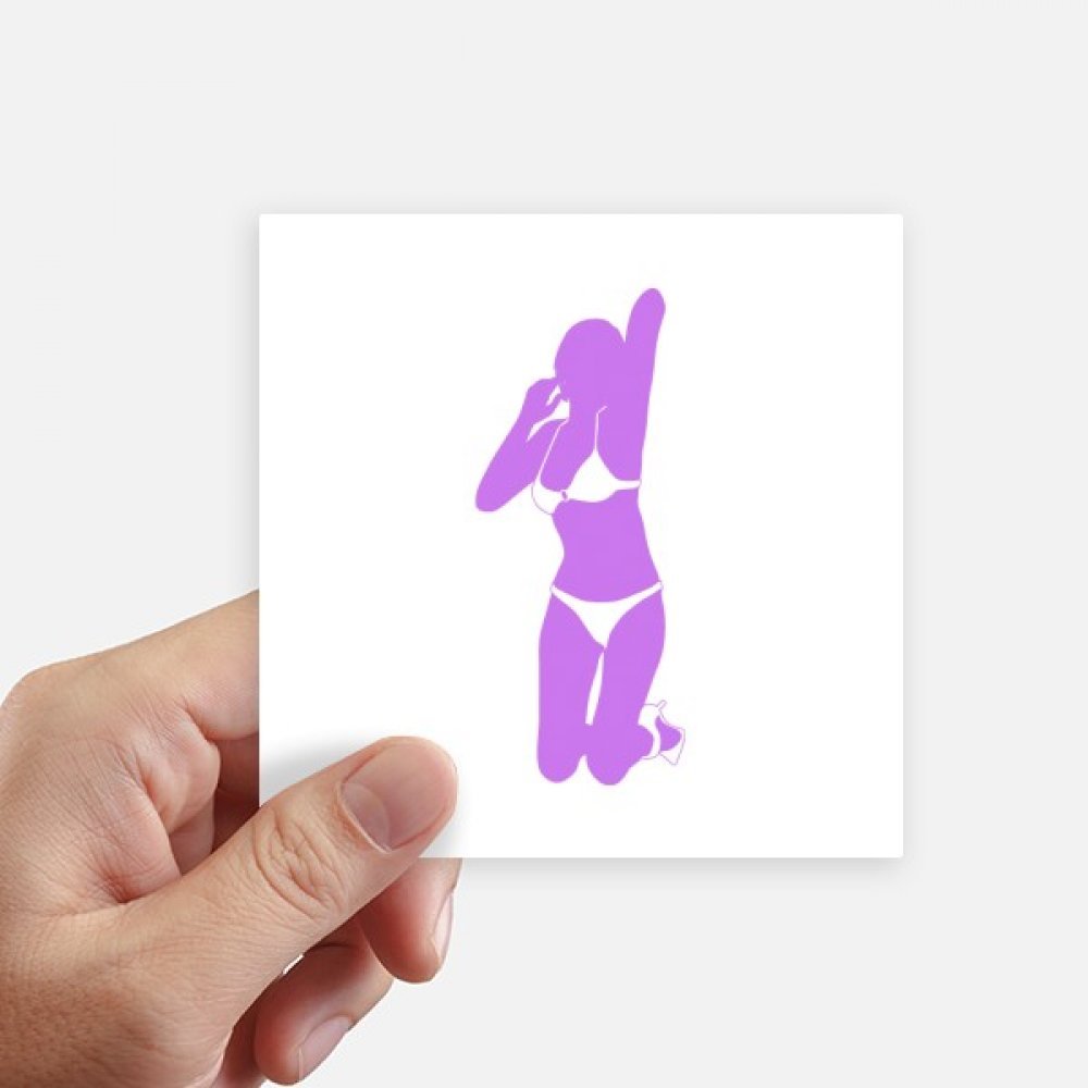 Autocollant carré violet 10cm motif femme à genoux étanche pour déco moto et ordinateur