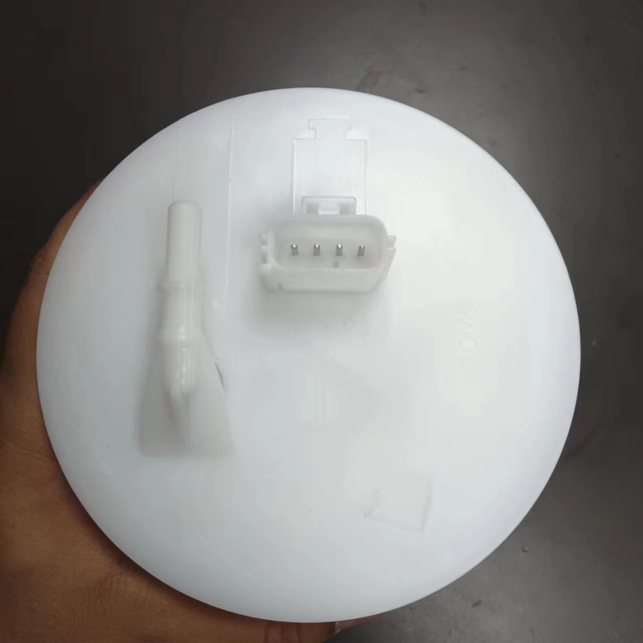CAR FUEL (pump) FILTER ZJ36-13-ZE0A ZJ3613ZE0A