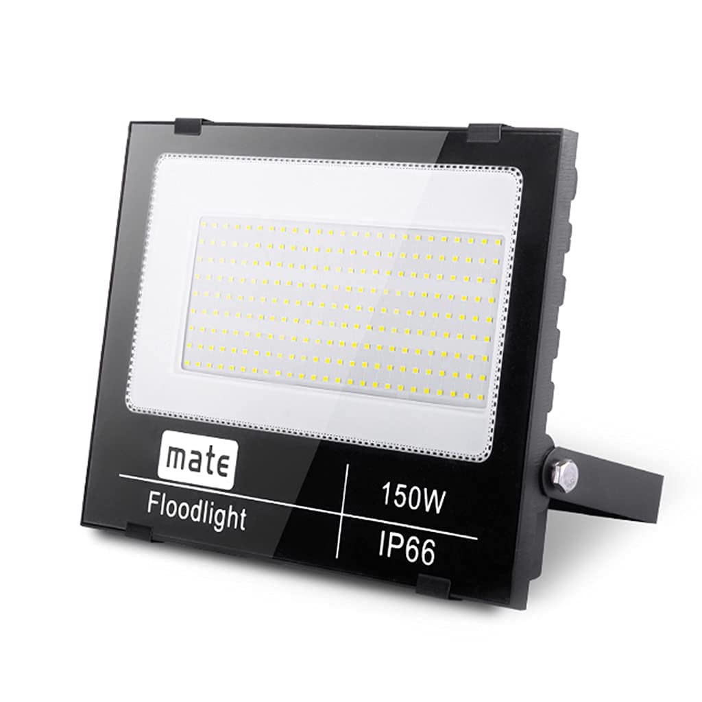 Spot LED extérieur de jardin pour illuminer vos soirées et sécuriser la cour