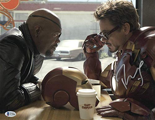 ROBERT DOWNEY JR SIGNED 11X14 PHOTO IRON MAN MARVEL AUTOGRAPH BECKETT COA E