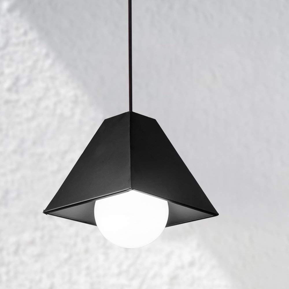 Lampe nordique moderne LED pour illuminer une chambre ou un bureau sombre