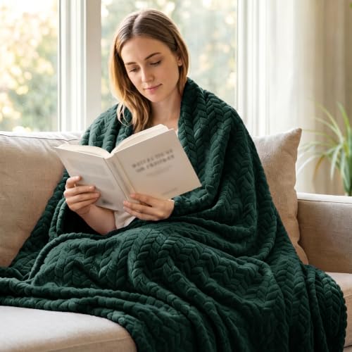 Image of Exclusivo Mezcla Fleece Throw Blanket for Couch Sofa, 50 inchx70 inch, Forest Green | Oversized Soft Cozy Fluffy Blankets for Summer, Decorative Plush Flannel Throws for Living room, Bedroom with Leaves Pattern