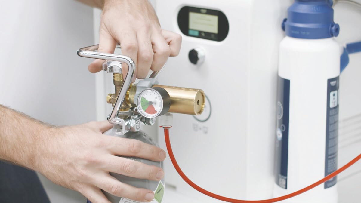 GROHE Blue Professional Bombola CO2 da 2 kg, Adatta per Uso Intensivo Ufficio, per Blue Professional, 40423000