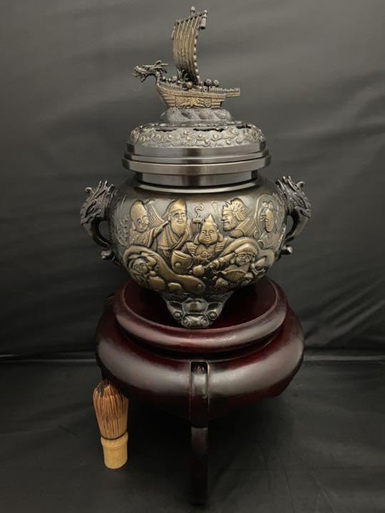 大香炉 七福神 宝船摘 銅製 台付 置物 開運 風水 骨董 古美術 アンティーク Amazon.co.jp: 大香炉 七福神 宝船摘 銅製 台付 置物 開運 風水
