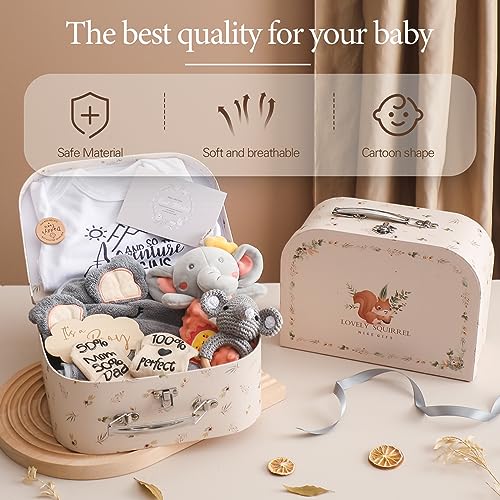 Promise Babe Baby Geschenk Set,Neugeborenen Geschenk zur Geburt Babyparty Badetuch Meilenstein Babydecke Strampler Socken Baby Holz Gehäkelt Greifling Rassel Spielzeug Foto Requisten (For Boy)