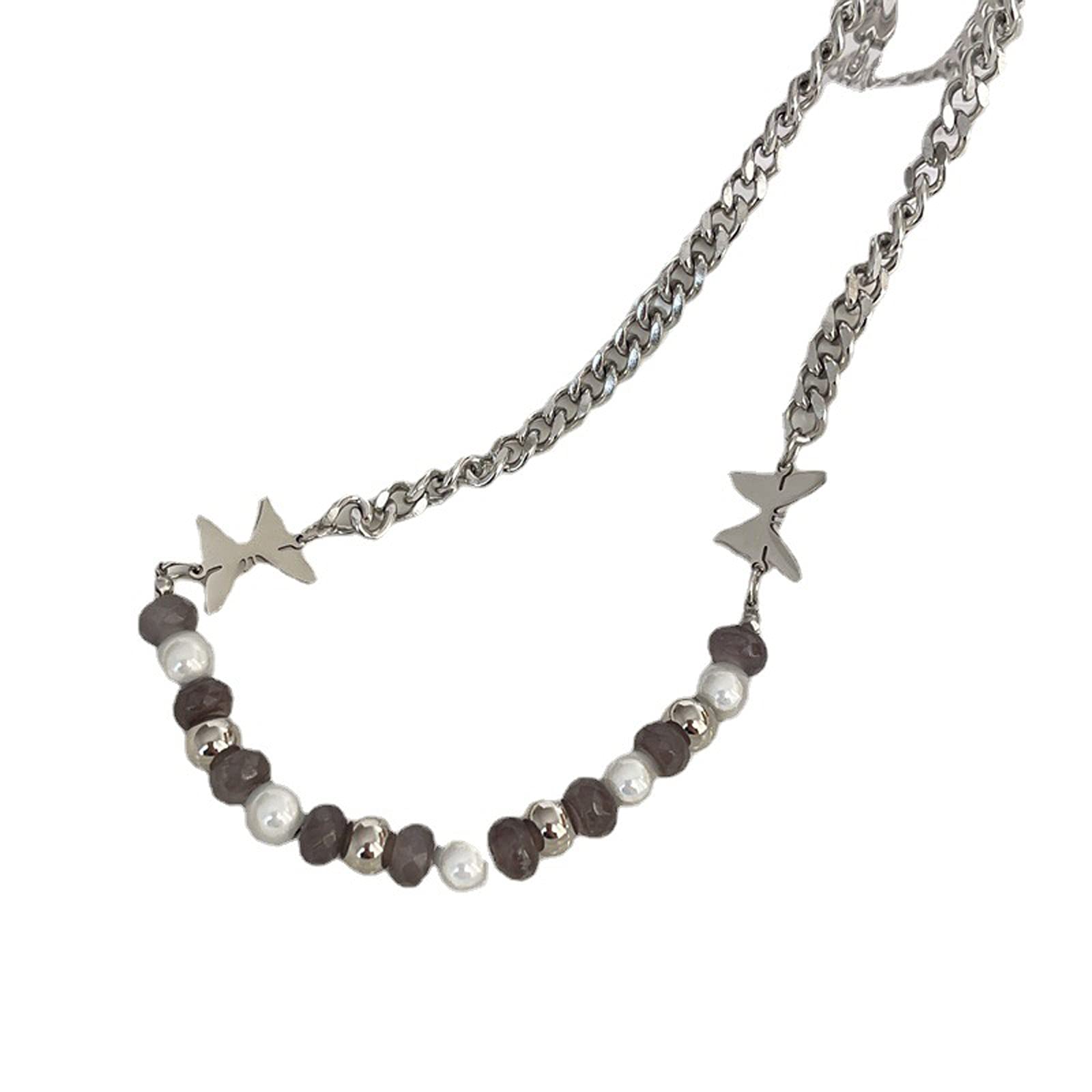 Collier papillon chaîne de chandail pour transformer un look trop simple