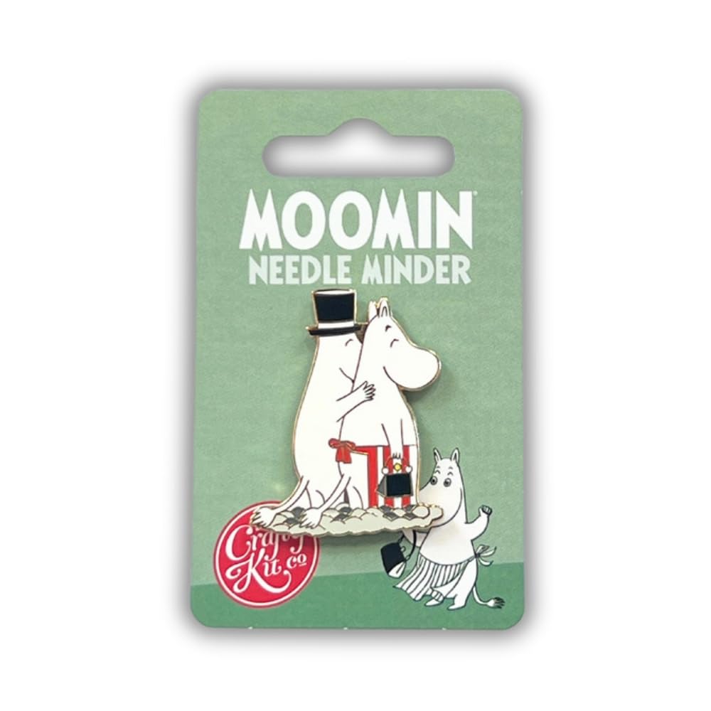 The Crafty Kit Moomin Needle Minder (Moominmama Moominpapa)