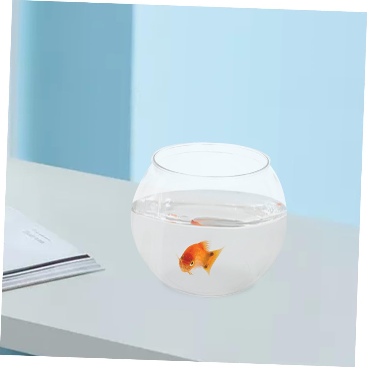 DOITOOL Tisch Aquarium Transparent Mittlere Größe aus Robustem Kunststoff Kugelförmige Fischschale als Schreibtischdekoration Mikrolandschafts Aquarium für Goldfisch und Zucht