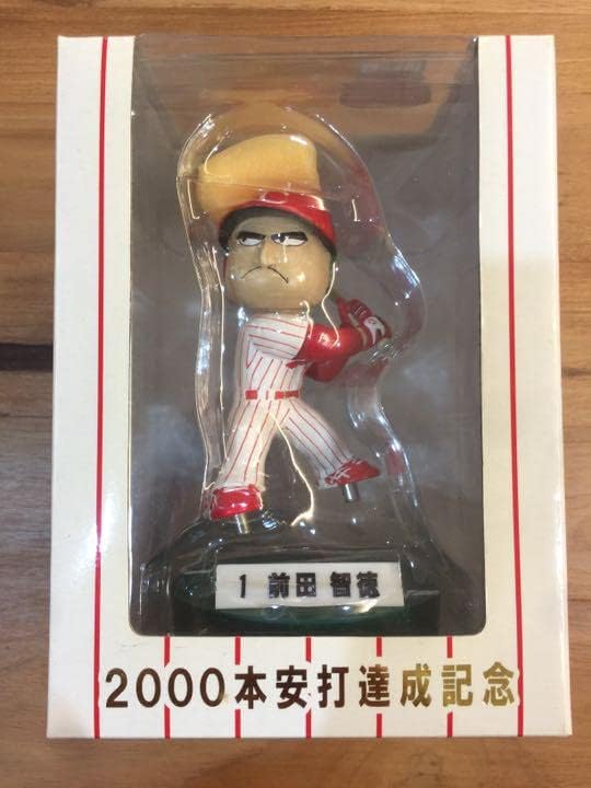 広島東洋カープ 2000安打記念 前田智徳 フィギュア 希少品 広島東洋 広島東洋カープ 2000安打記念 前田智徳 フィギュア 希少品 広島東洋