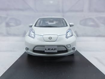 Amazon.co.jp: ミニカー 1/43 京商 日産 リーフ ホワイト モデルカー