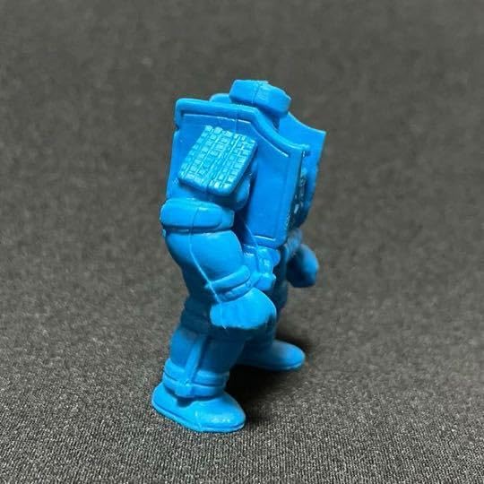 キン消し　募集超人　トレインマン Amazon.co.jp: キン消し キン肉マン 募集超人 トレインマン 黄色