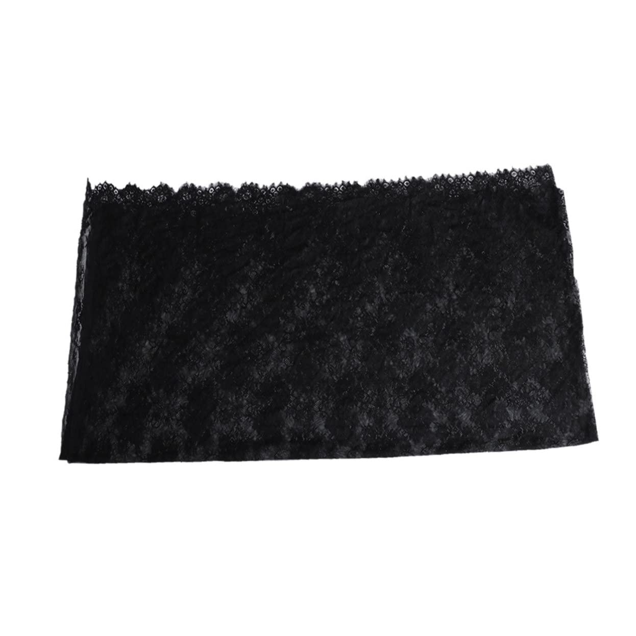 Nappe en dentelle ajourée noire anti-froissage 150x300 pour table de repas