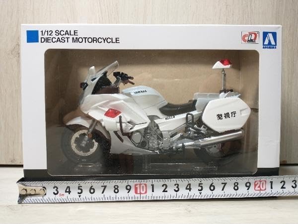 Amazon.co.jp: 1/12 完成品 バイクシリーズ YAMAHA FJR1300P 白バイ 