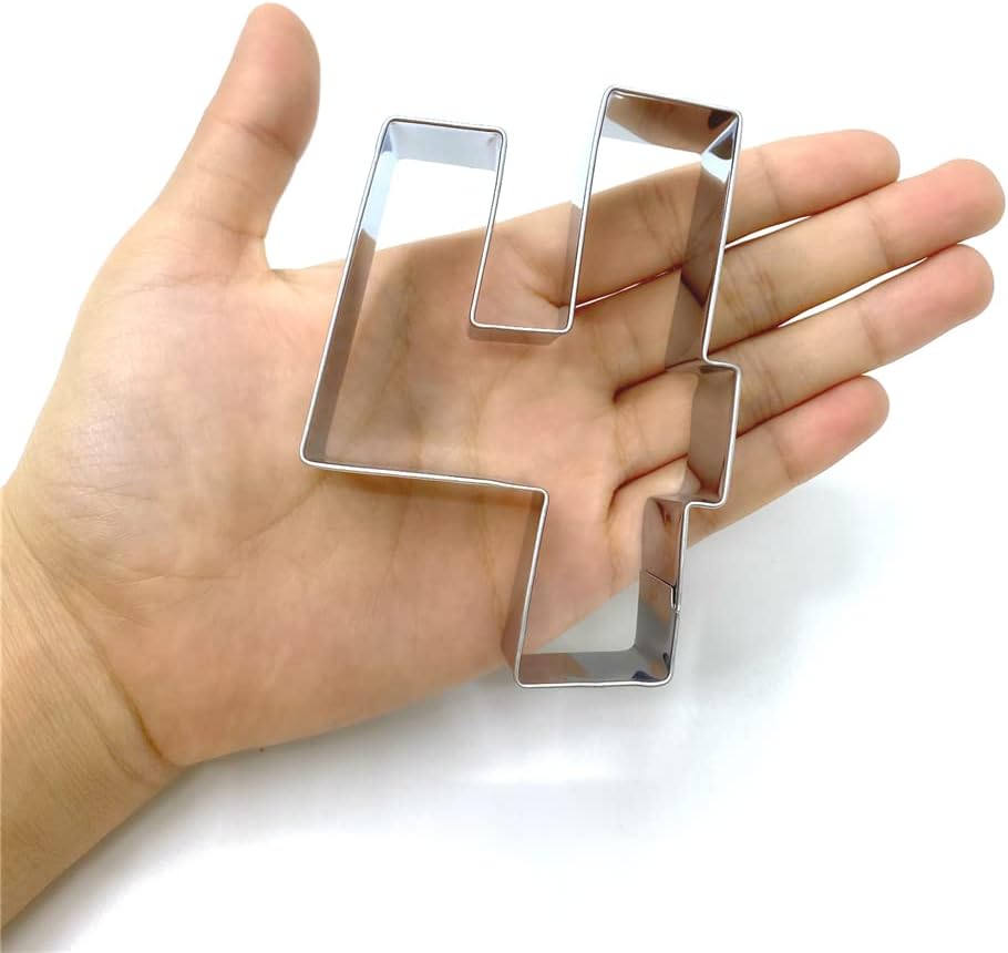 LILIAO Number 4 Cookie Cutter, 2.6 x 3.6 inches