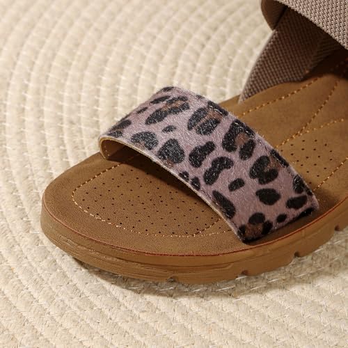 Chaussure orthopédique arquée avec semelle compensée et design léopard