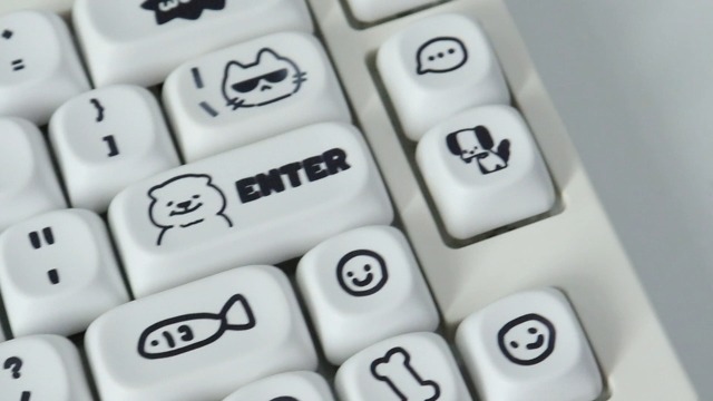 アートメイクマシン　ホワイト　T‘s key Amazon | アートメイク マシン ワイヤレス眉毛タトゥーマシン タトゥー