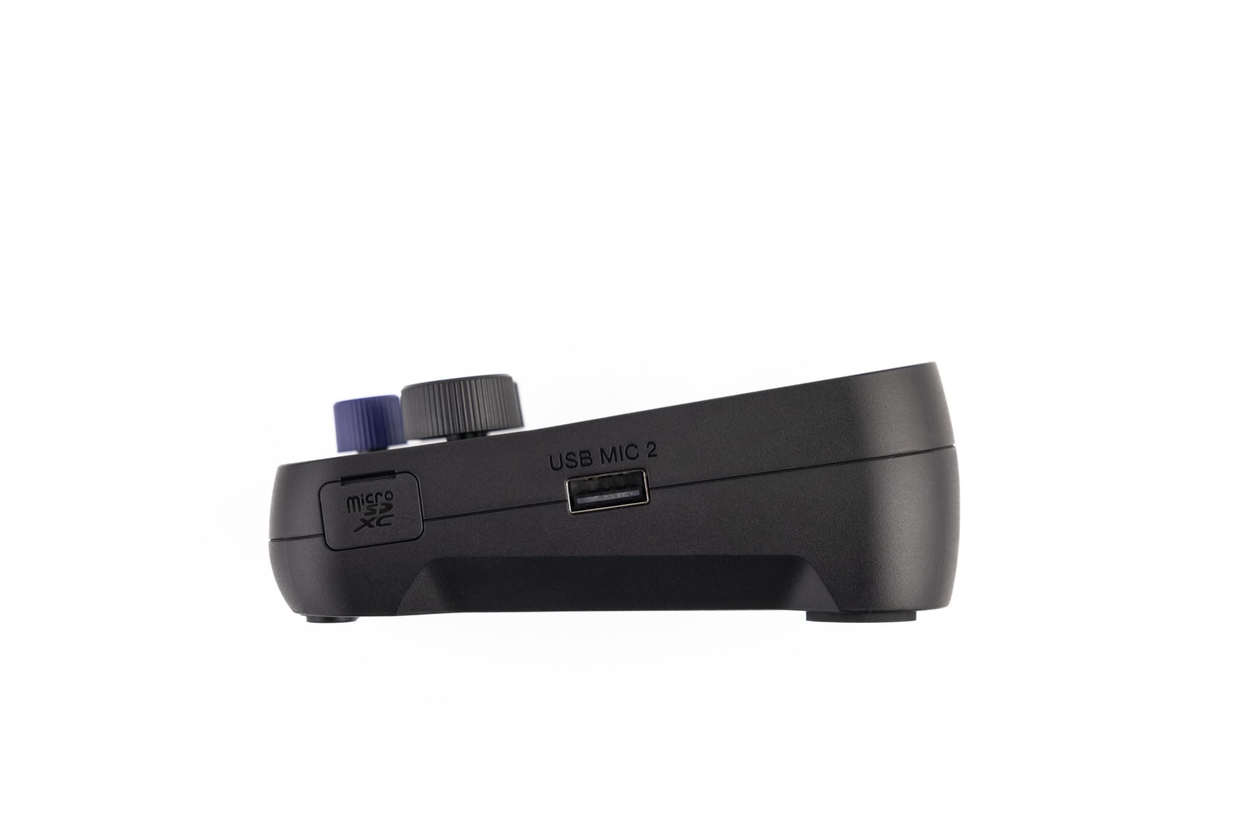 Zoom - P2 PodTrak Registratore Podcast Portatile, Mixer Podcasting e Interfaccia per Registrazioni Podcast Mobili in Qualità Audio Professionale, 2 Ingressi Microfono USB, Nero