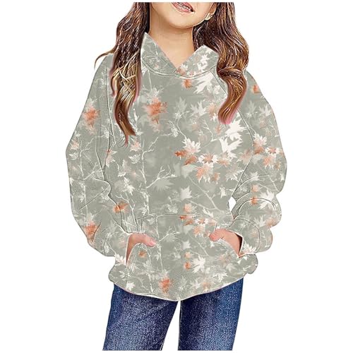 Camo Hoodies for Teen Girls Cute Sweatshirt Maple Leaf Print Oversized Fleece Sweatshirts Pullover Tops3