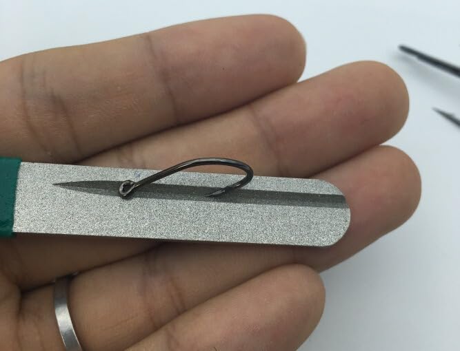 Afilador de anzuelos de pesca 2 piezas para anzuelos triples miniatura 4