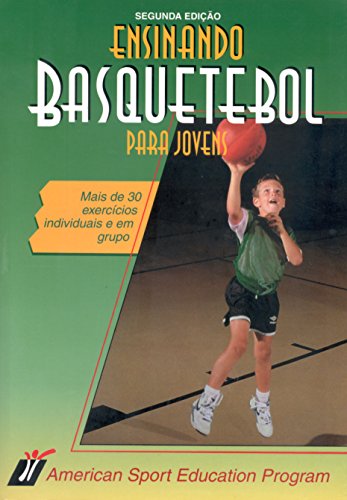 Ensinando basquetebol para jovens