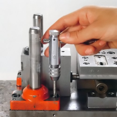 Schroder Rs40064 Ratcheting 1/4-Inch Tap Wrench, 3-1/2-Inch Long #TOP3