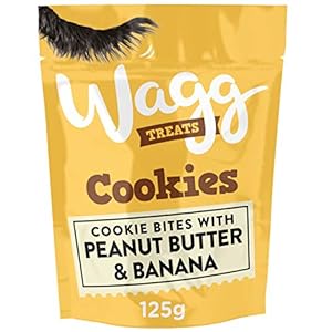 Wagg Peanut Butter Banana Cookie Dog Treats 125g, pack of 7