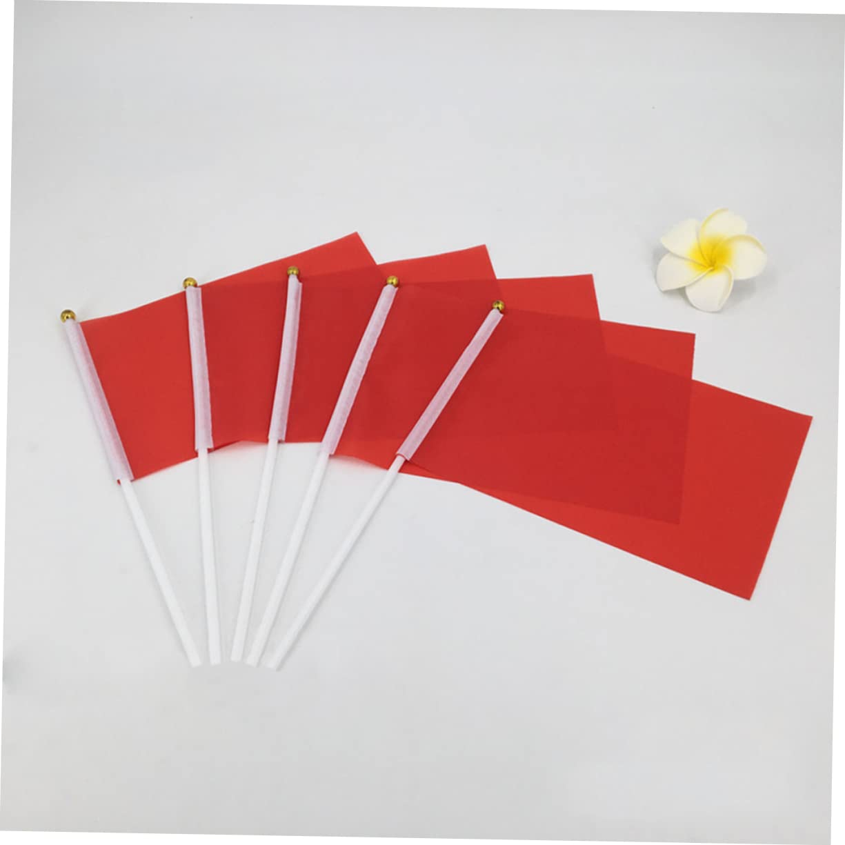 100 Banderines Cuadrados Mini para Fiesta y Eventos, Banderas Ondeantes Portátiles de Poliéster, Adorno Festivo Ligero y Fácil de Agitar