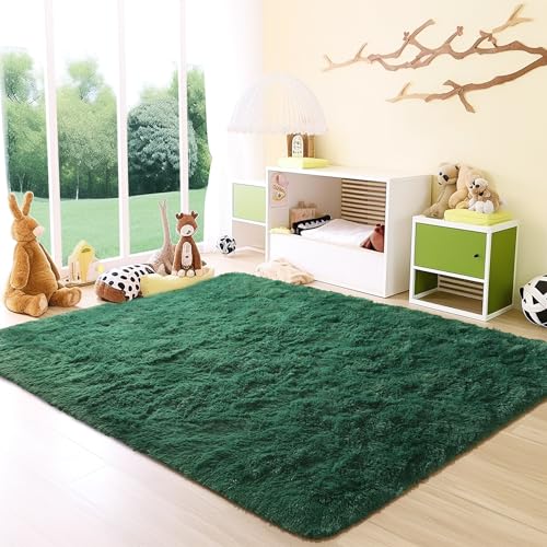 Fluffy Throw Fade Resistant 3x5 Feet, Jasper Small Throw for Boys Room, Plush Furry Bedside Rug for Bedroom