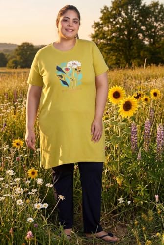 Image of In Love Women's Plus Size Printed Cotton Long-Line T-Shirt with Pocket
