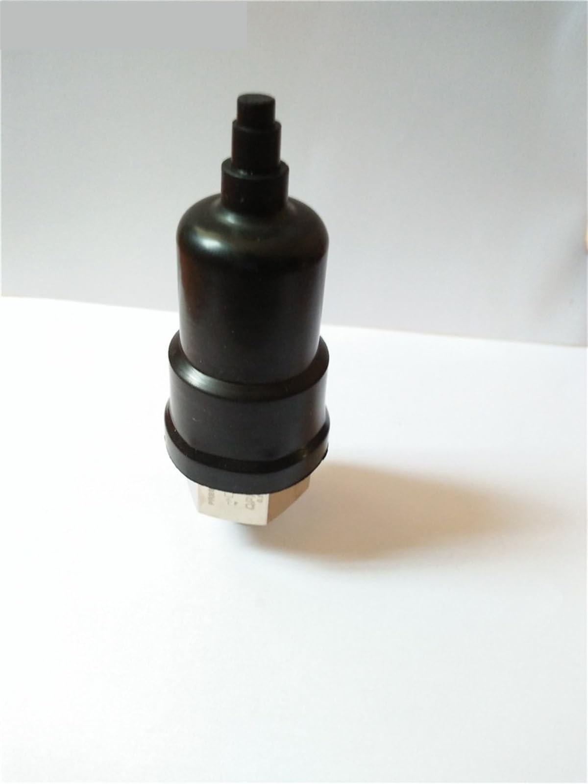 1/8 Inch 1Bar-10Bar Normally Close Adjustable Air Pressure Switch QPM11-NC 1Pcs