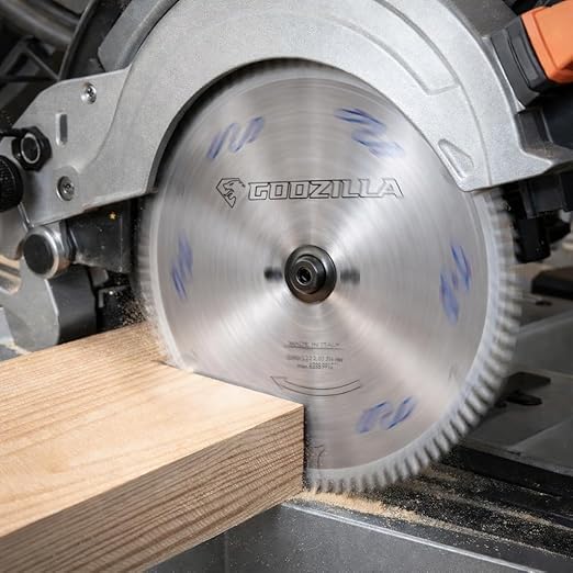 Lama Circolare Diametro 300 Foro, 30 mm, Z72 per Taglio di Precisione pannelli legno, massello, multistrato e laminato- GodzillaBits - Made in Italy (la più venduta)