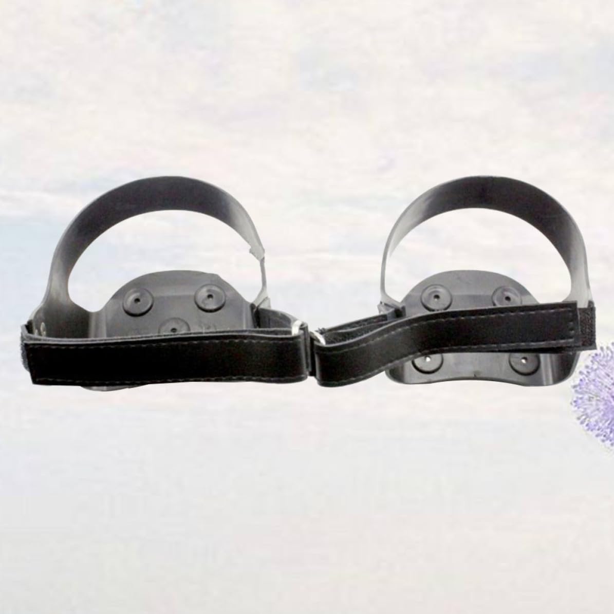 Ramponi Antiscivolo e Resistenti in Silicone 5 Denti da Ghiaccio per Scarpe da Trekking per Arrampicata e Camminate su Superfici Ghiacciate e Innevate