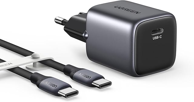 UGREEN Nexode 30W Ładowarka USB C z kablem USB C na USB C Zasilacz USB C Szybka ładowarka GaN II z PPS Kompatybilna z Galaxy S23 Ultra, S22, S21, Pixel, MacBook Air, iPad, Tab S8, A8, iPhone 14