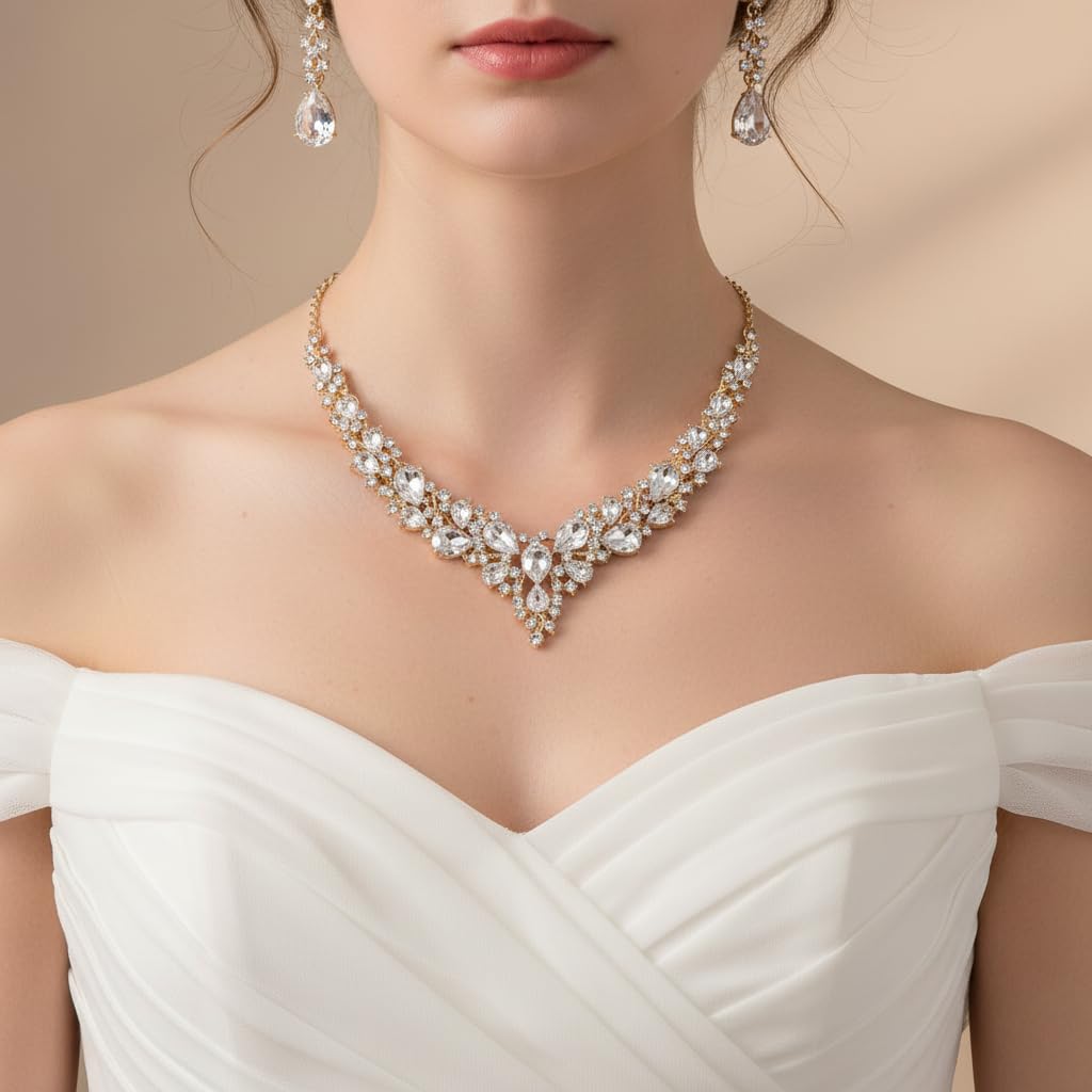 EVER FAITH Parure Bijoux Mariage Collier Boucles d'oreilles et Bracelet 3PCS Ensemble pour Femmes Autrichiennes Cristal Goutte d'eau Cluster de Clair Ton d'argent